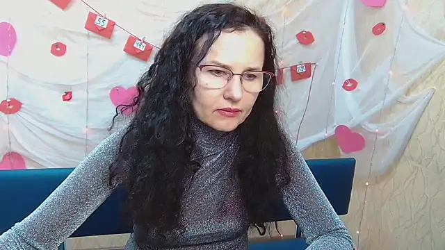 Snapshot of Miroslava_Happi chatting on 02.28.25 Miroslava Happi online show from 02.28.25