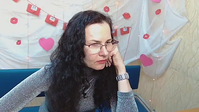 Snapshot of Miroslava_Happi chatting on 02.28.25 Miroslava Happi online show from 02.28.25