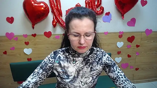 Snapshot of Miroslava_Happi chatting on 03.08.25 Miroslava Happi online show from 03.08.25