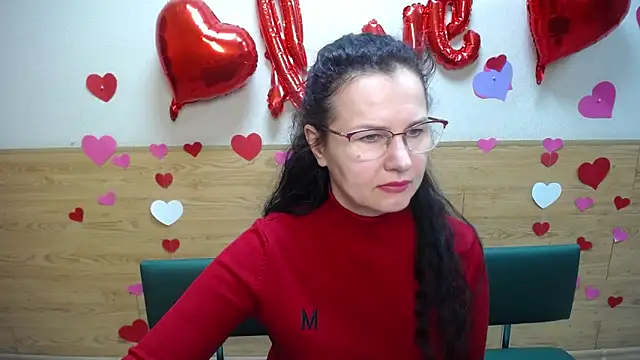 Snapshot of Miroslava_Happi chatting on 03.12.25 Miroslava Happi online show from 03.12.25