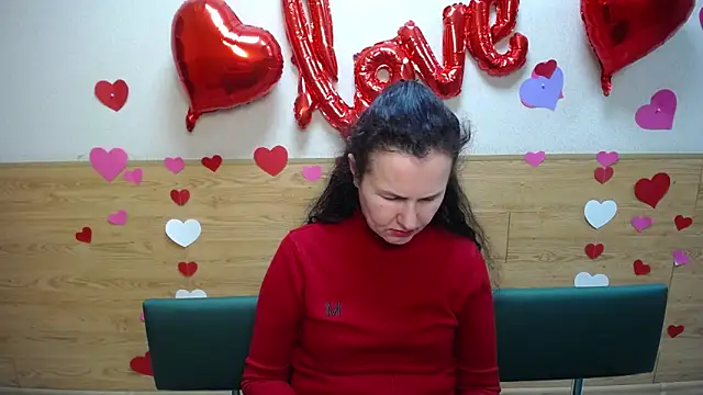 Snapshot of Miroslava_Happi chatting on 03.12.25 Miroslava Happi online show from 03.12.25