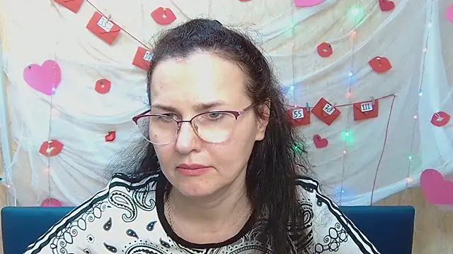 Snapshot of Miroslava_Happi chatting on 03.16.25 Miroslava Happi online show from 03.16.25