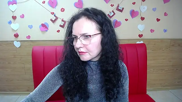 Snapshot of Miroslava_Happi chatting on 03.18.25 Miroslava Happi online show from 03.18.25