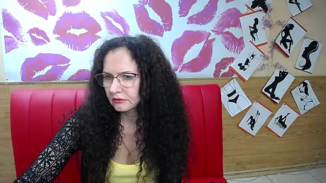 Snapshot of Miroslava_Happi chatting on 09.22.25 Miroslava Happi online show from 09.22.25
