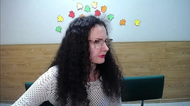 Snapshot of Miroslava_Happi chatting on 09.28.25 Miroslava Happi online show from 09.28.25