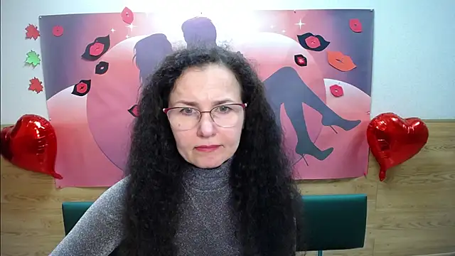 Snapshot of Miroslava_Happi chatting on 10.12.25 Miroslava Happi online show from 10.12.25