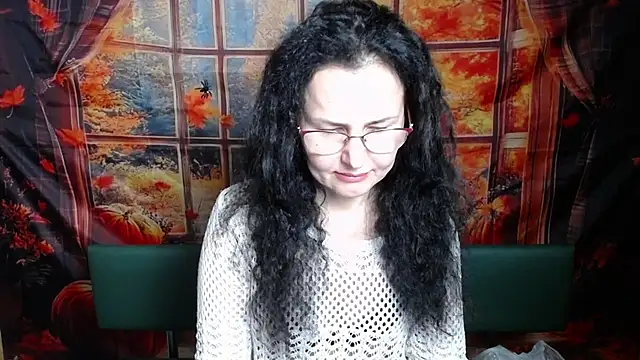 Snapshot of Miroslava_Happi chatting on 11.20.25 Miroslava Happi online show from 11.20.25