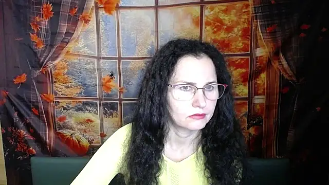 Snapshot of Miroslava_Happi chatting on 11.21.25 Miroslava Happi online show from 11.21.25