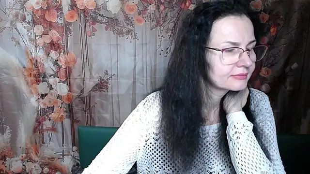 Snapshot of Miroslava_Happi chatting on 02.13.26 Miroslava Happi online show from 02.13.26