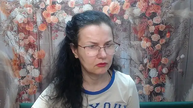 Snapshot of Miroslava_Happi chatting on 03.11.26 Miroslava Happi online show from 03.11.26