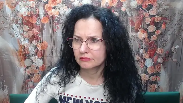 Snapshot of Miroslava_Happi chatting on 03.12.26 Miroslava Happi online show from 03.12.26