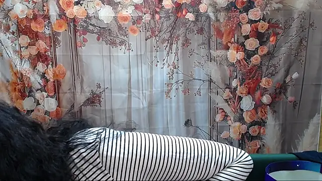 Snapshot of Miroslava_Happi chatting on 03.27.26 Miroslava Happi online show from 03.27.26