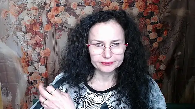 Miroslava Happi online show from 04.09.26