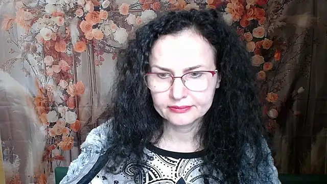 Miroslava Happi online show from 04.09.26
