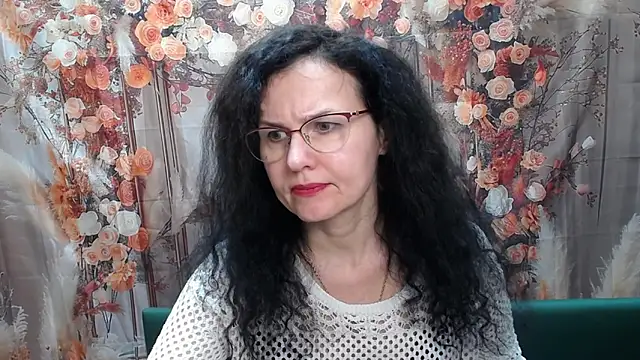 Miroslava Happi online show from 04.11.26