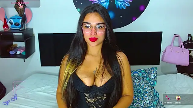 Snapshot of Ana_Riderr chatting on 11.10.25 Ana Riderr online show from 11.10.25