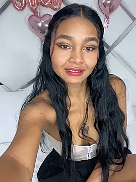 Snapshot of Lynda_Bonnie chatting on 02.22.25 Lynda Bonnie online show from 02.22.25