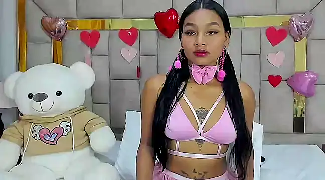 Snapshot of Lynda_Bonnie chatting on 02.24.25 Lynda Bonnie online show from 02.24.25