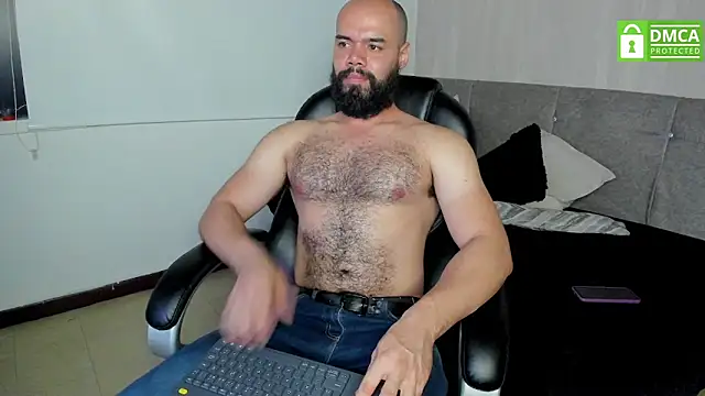 Luke Diaz7 online show from 09.19.25