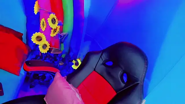 emelly horny  online show from 09.13.25