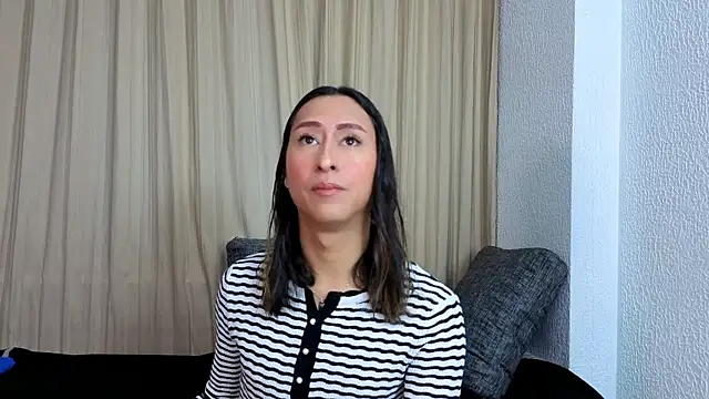 Georgina Palacios  online show from 07.25.26