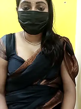 Snapshot of Thamarai28 chatting on 02.28.25 Thamarai28 online show from 02.28.25