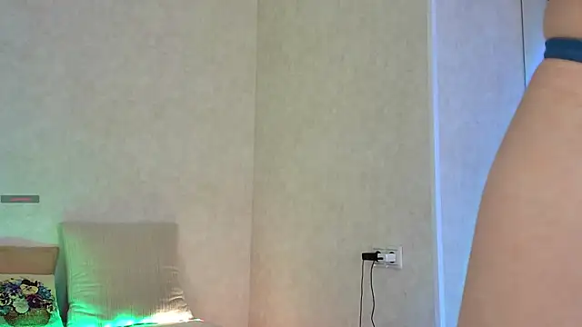 Roseaa online show from 04.23.26