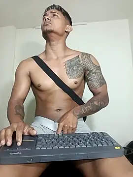 Blackhot000 online show from 03.18.25