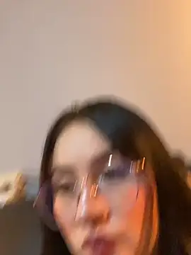 ValentinaOrtiz3 online show from 10.02.25