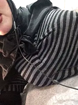 Snapshot of Malak-26 chatting on 02.27.26 Malak-26 online show from 02.27.26