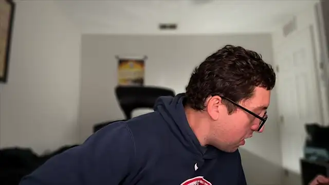 Snapshot of Milflover96 chatting on 12.18.25 Milflover96 online show from 12.18.25