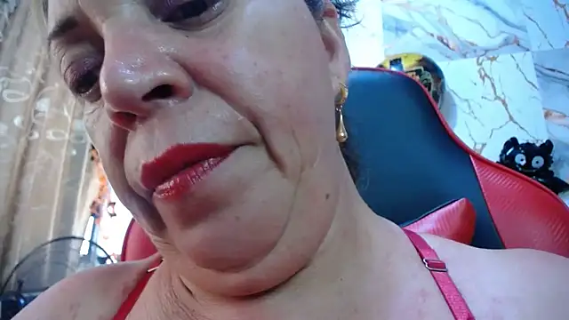 alina maturehot online show from 10.27.25