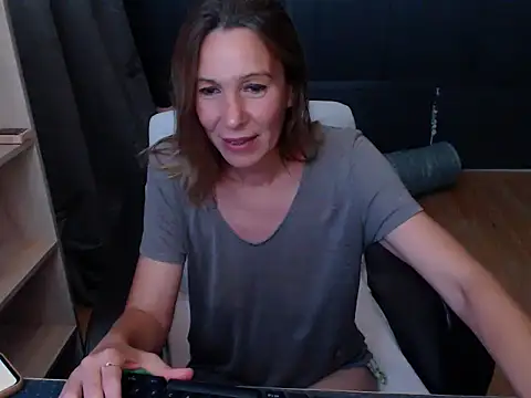 Snapshot of hannaha chatting on 07.03.26 hannaha online show from 07.03.26