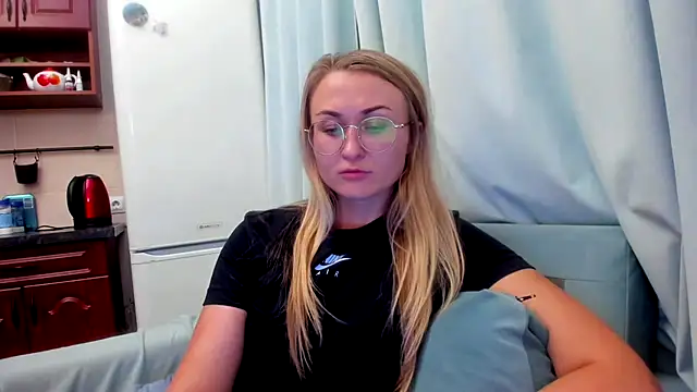 your Goddess Eva online show from 09.12.25