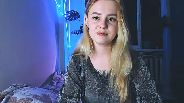 Alexa Pirs online show from 02.17.25