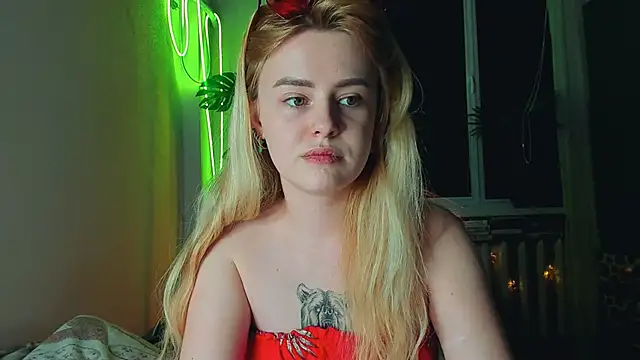 Alexa Pirs online show from 03.03.25