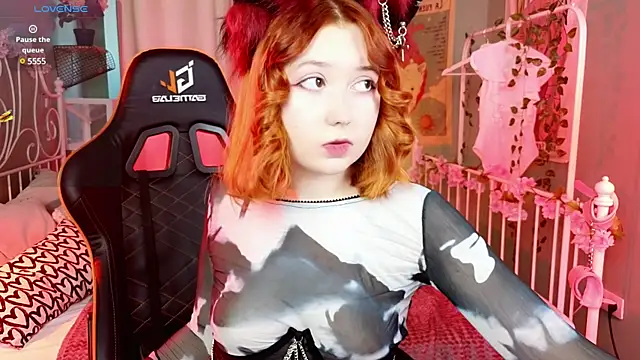 MizukiNoYoru online show from 03.09.25