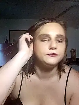 Snapshot of KinzAngel chatting on 02.24.25 KinzAngel online show from 02.24.25