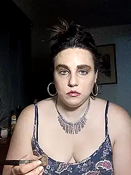 Snapshot of KinzAngel chatting on 02.25.25 KinzAngel online show from 02.25.25