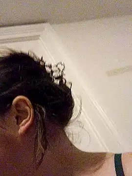 Snapshot of KinzAngel chatting on 03.04.25 KinzAngel online show from 03.04.25