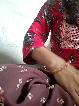 Snapshot of lovely----bhabhi chatting on 01.13.26 lovely----bhabhi online show from 01.13.26