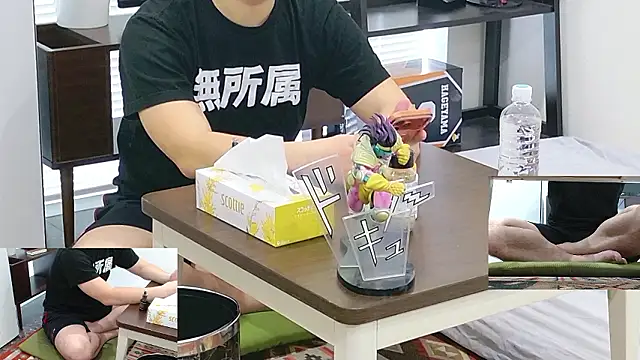 Snapshot of YARASERO-kun chatting on 03.16.26 YARASERO-kun online show from 03.16.26