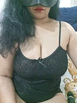 Snapshot of Jassi_Does chatting on 06.29.26 Jassi Does online show from 06.29.26