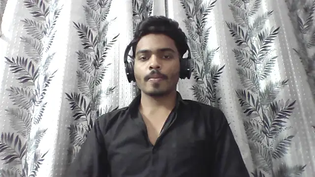 Snapshot of Harsh424242 chatting on 03.15.25 Harsh424242 online show from 03.15.25