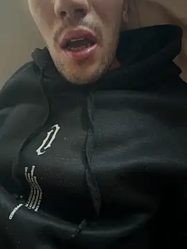 yaxxx03 online show from 10.18.25