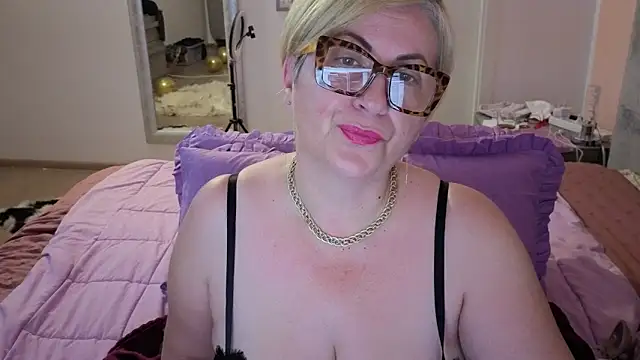 Pumabionda online show from 12.21.25