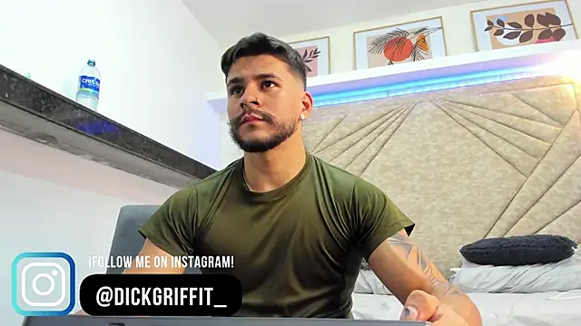 Snapshot of DickGriffith_ chatting on 02.13.25 DickGriffith online show from 02.13.25