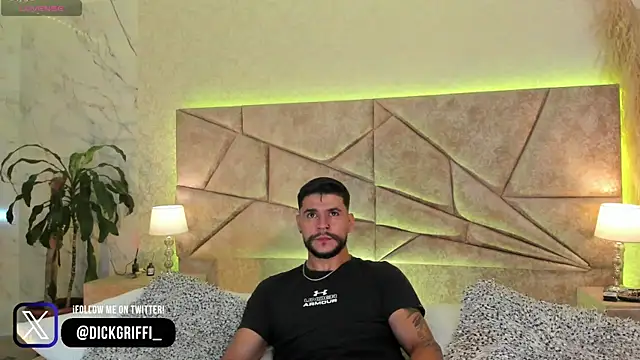 Snapshot of DickGriffith_ chatting on 03.22.25 DickGriffith online show from 03.22.25