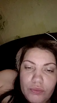 Snapshot of UniverseRegina chatting on 02.11.25 UniverseRegina online show from 02.11.25