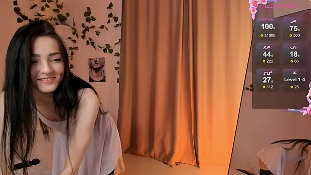 Snapshot of Bella__Faith chatting on 03.05.25 Bella  Faith online show from 03.05.25